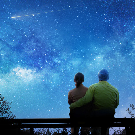 Couple looking at the stars
